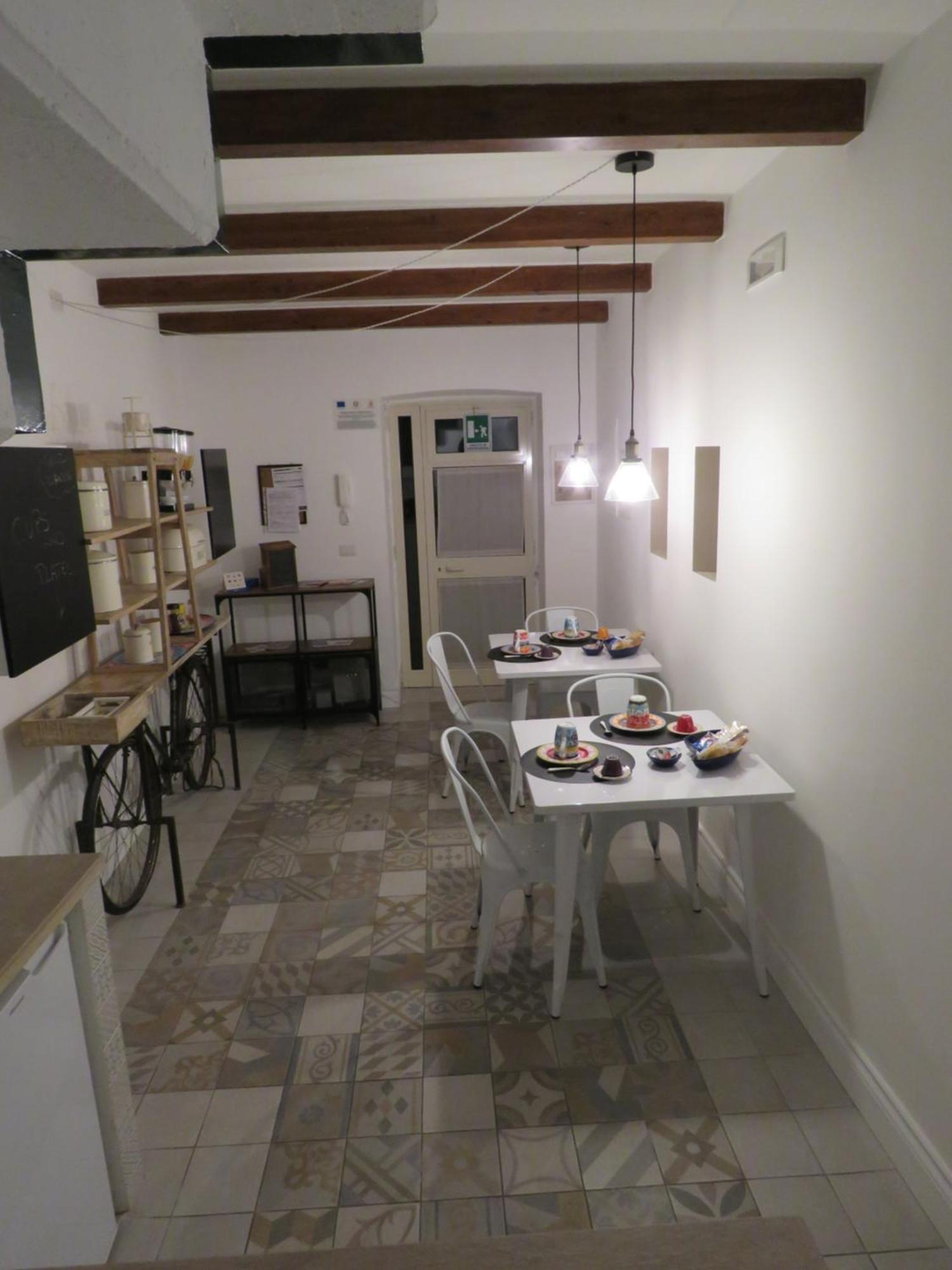 Apulia 35 Panzió Bari Kültér fotó
